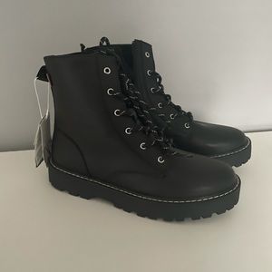 Brand new Zara boots